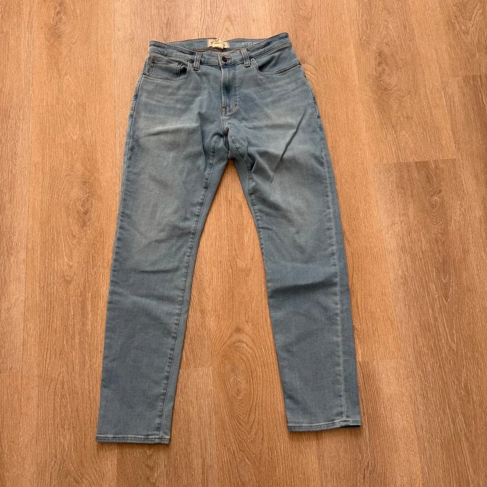 Madewell Athletic Slim Jeans‎ Mens 31x32 Light Wash Blue Denim Stretch